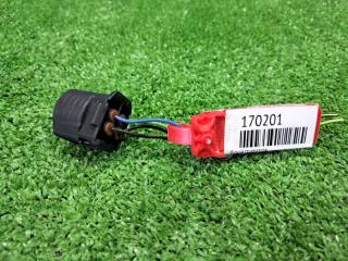 Фишка генератора Toyota Corolla Fielder NZE121. NZE121G. NZE124G NZE124 1NZ-FE 2000 (б/у)