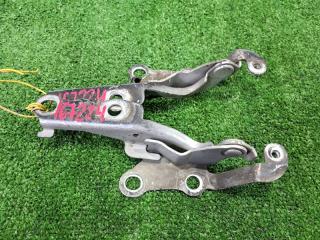 Петля капота Toyota Corolla NZE121. NZE124. ZZE122. ZZE124. NZE121G. ZZE122G 1NZ-FE. 1ZZ-FE 2000 (б/у)