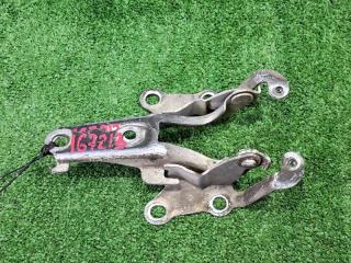Петля капота Toyota Corolla Fielder NZE121. NZE124. ZZE122. ZZE124. NZE121G. ZZE122G 1NZ-FE. 1ZZ-FE 2000 (б/у)