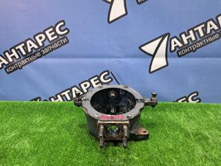 Кулак поворотный Toyota Land Cruiser HDJ81. HZJ80. FZJ80 1HD 1HDT 1FZF 1FZ-FE 1HZ 1992 передний правый (б/у)